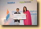 Thumbnail Aniruddha Bapat receiving Indian Young Achiever Award from Dr. Indu Shahani, Sheriff of Mumbai.jpg 